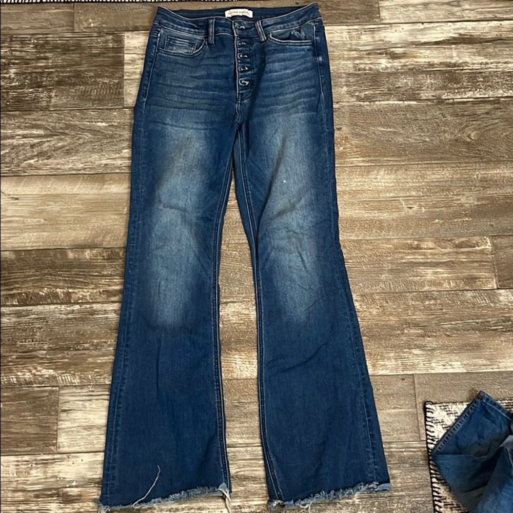 Flying monkey flares